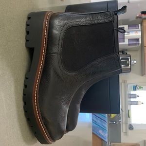 Caslon Chelsea Boots